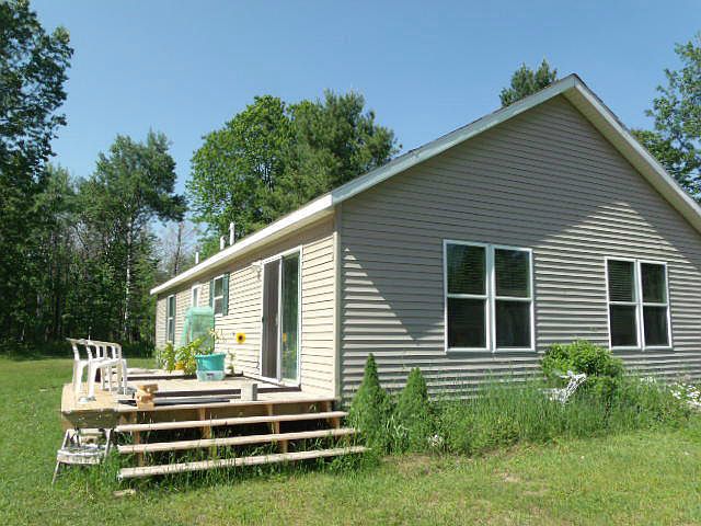 2nd image of 8032 Ellsworth Rd