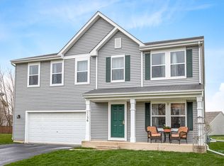 1136 Port Royal Rd, Hampshire, IL 60140