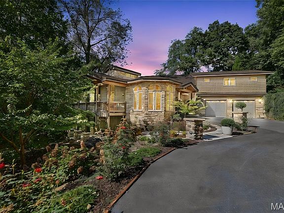 2nd image of 1003 Berry Ln