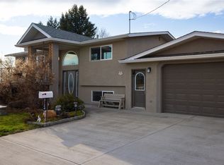 3124 Cox Rd, West Kelowna, BC V1Z 2B4