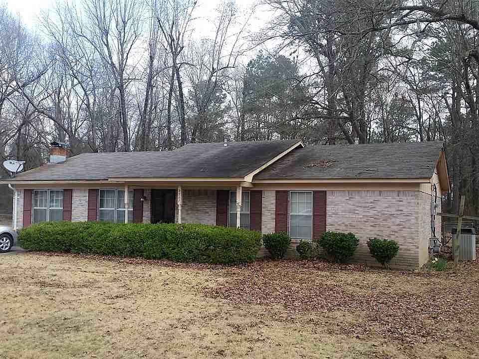 1st image of 2207 Crestwood