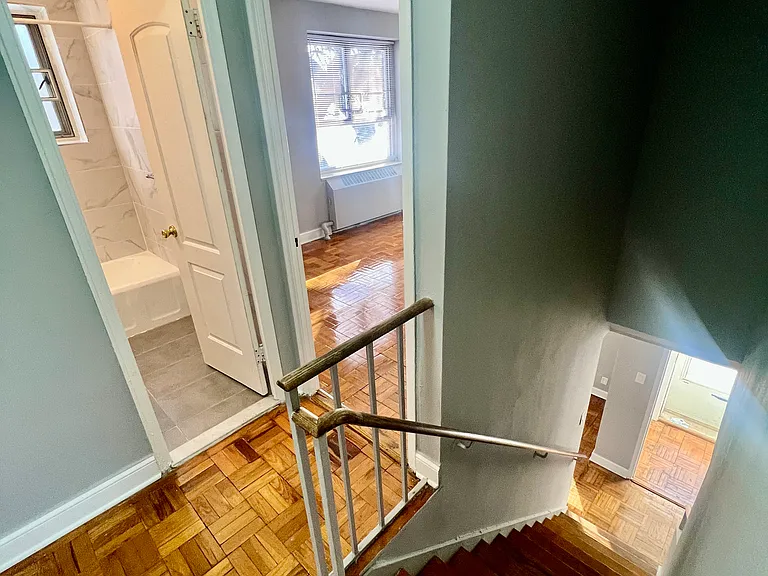 189-15 73rd Ave #L — Photo 9
