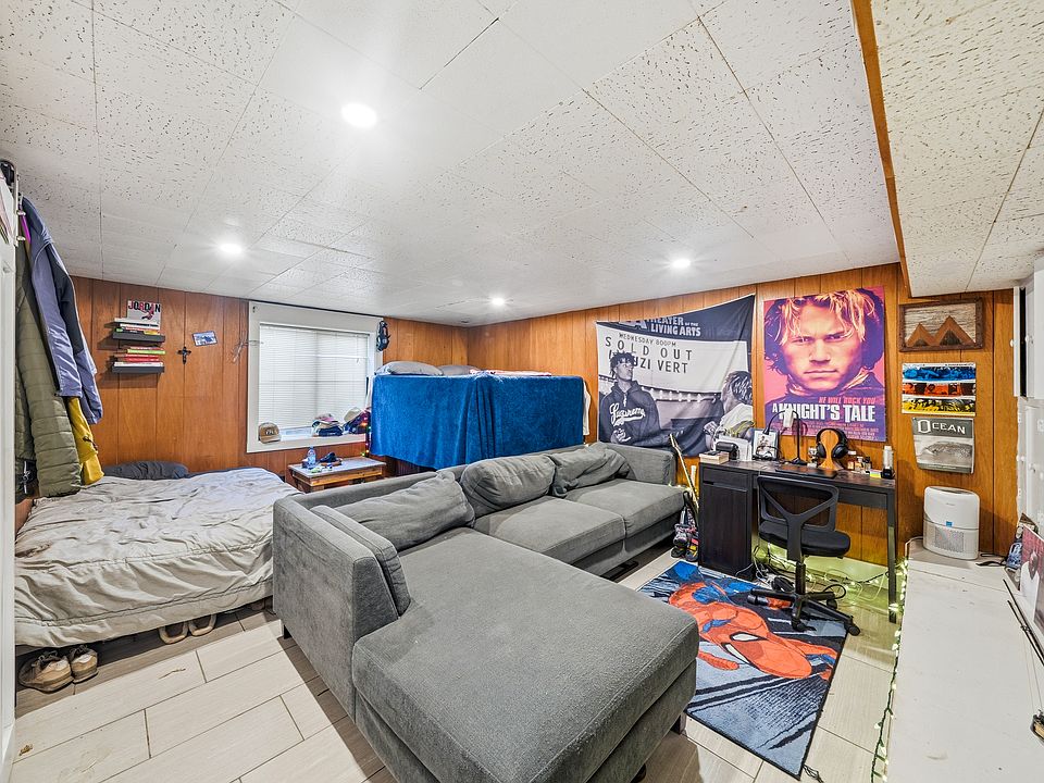 1st image of 517 S 13th Ave Unit 2