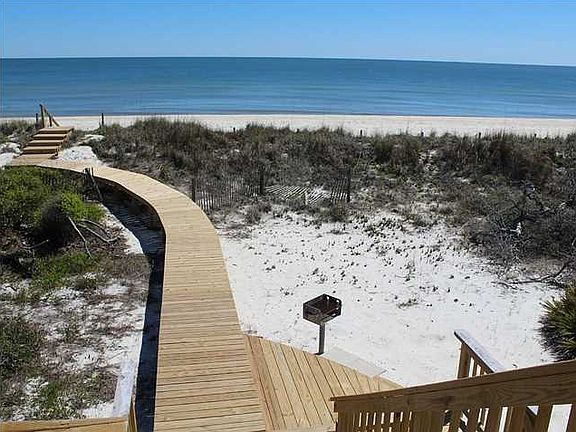 2nd image of 2116 Palmetto Way