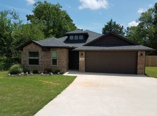 3020 Loy Lake Rd, Denison, TX 75020