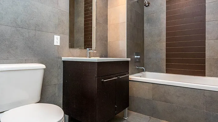 Rented by Nooklyn NYC LLC | media 12