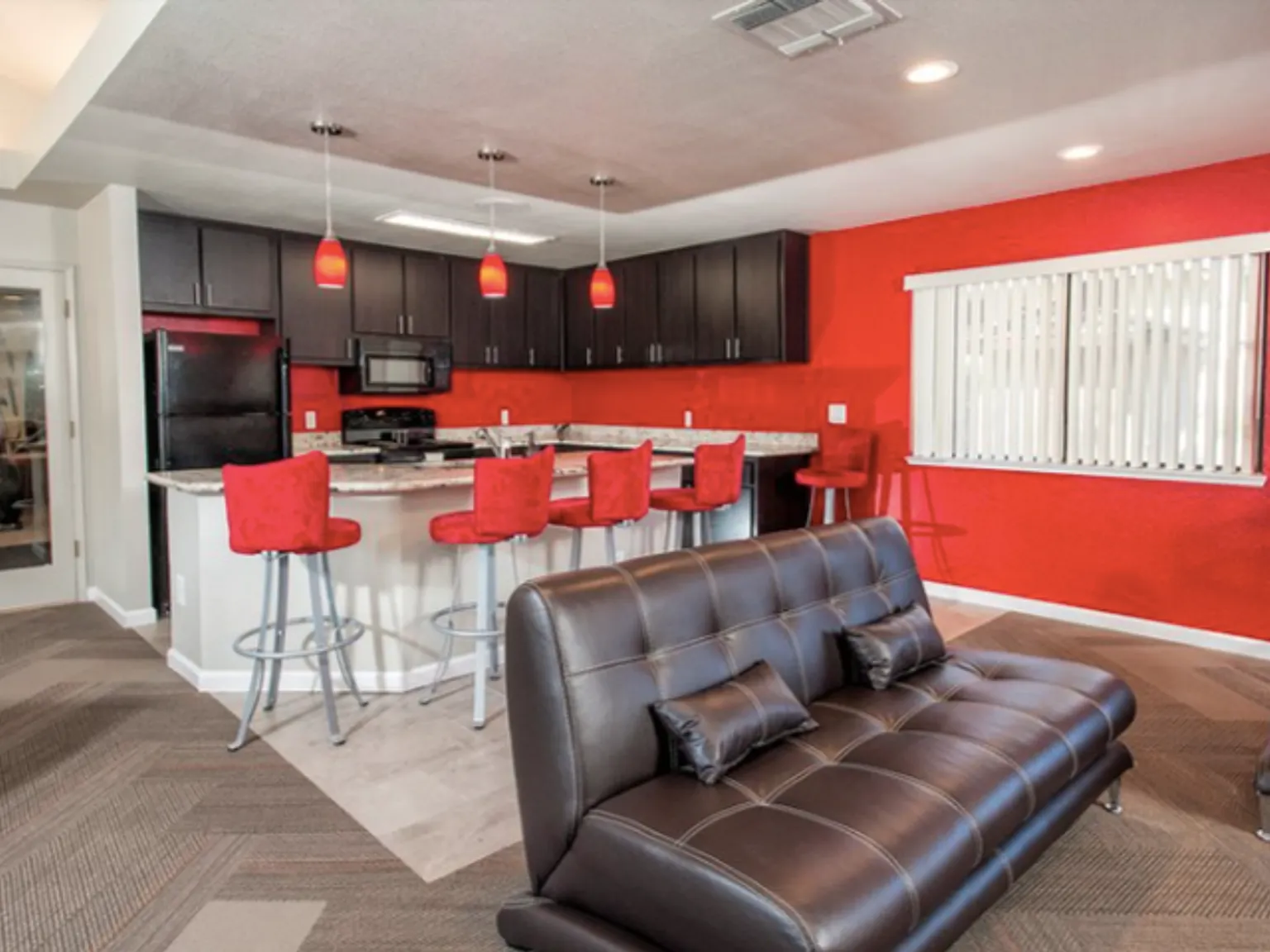 Park Lakewood Apartments — Photo 4