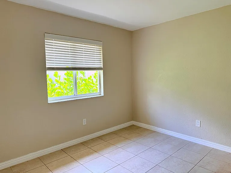 12420 Peconic Ct #12424 — Photo 17