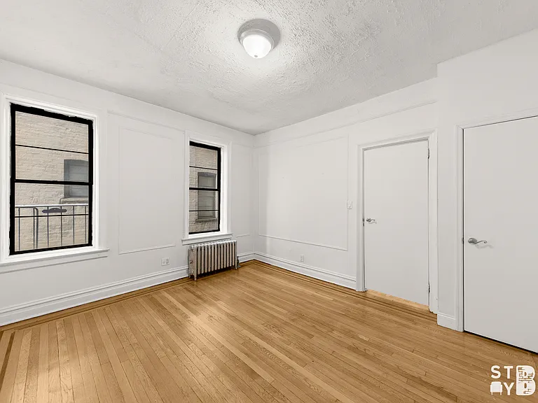 400 Clinton Ave #5C — Photo 7