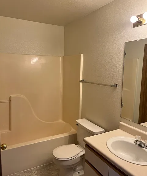 12070 W Cloverwood Ln #102 — Photo 3