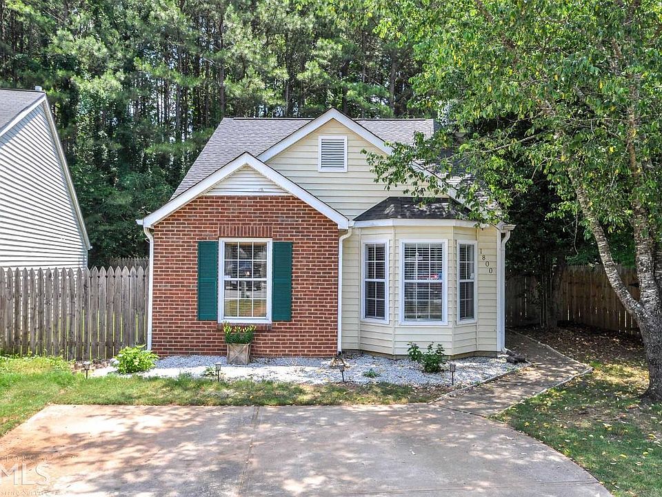 1st image of 1800 Commonwealth Dr