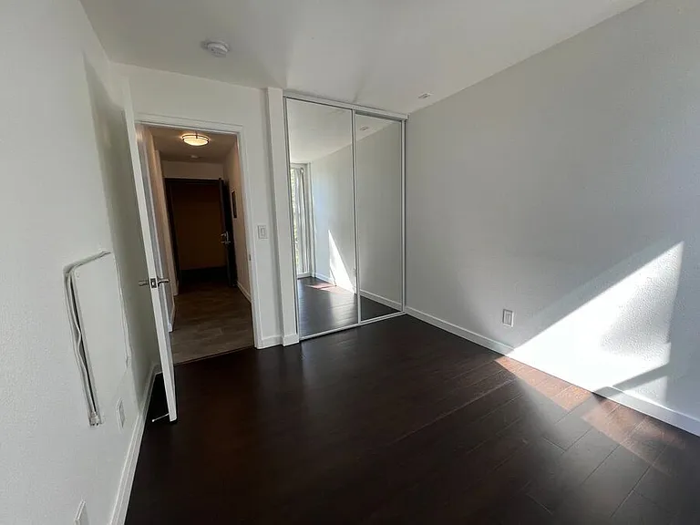 2240 Blake St — Photo 7