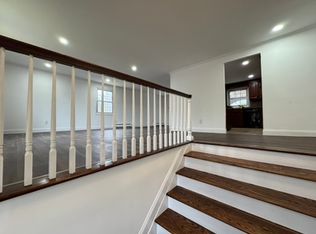 22 Wedgewood Dr #2, Coram, NY 11727