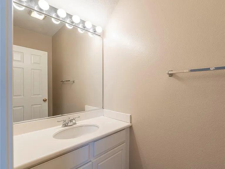 7676 Park Bay Dr — Photo 25
