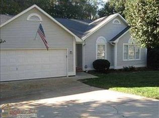 18 Staffordshire Way, Simpsonville, SC 29681