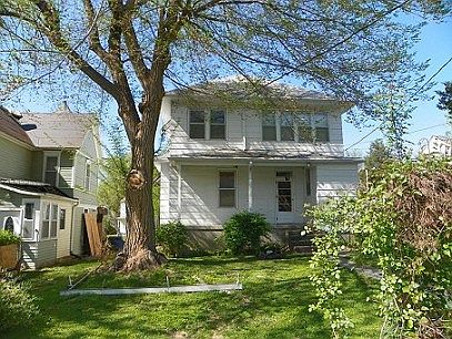 1st image of 2710 Olive St