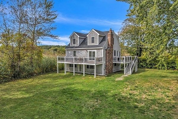1st image of 35 Holbrook Ave