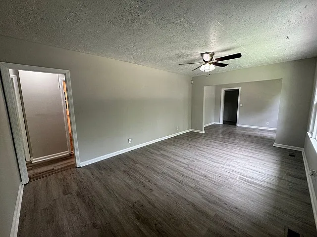 4641 Pate Dr — Photo 3
