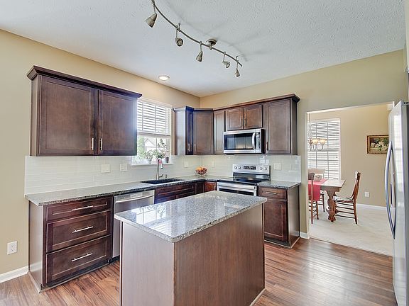 5th image of 13172 Turquoise Cir