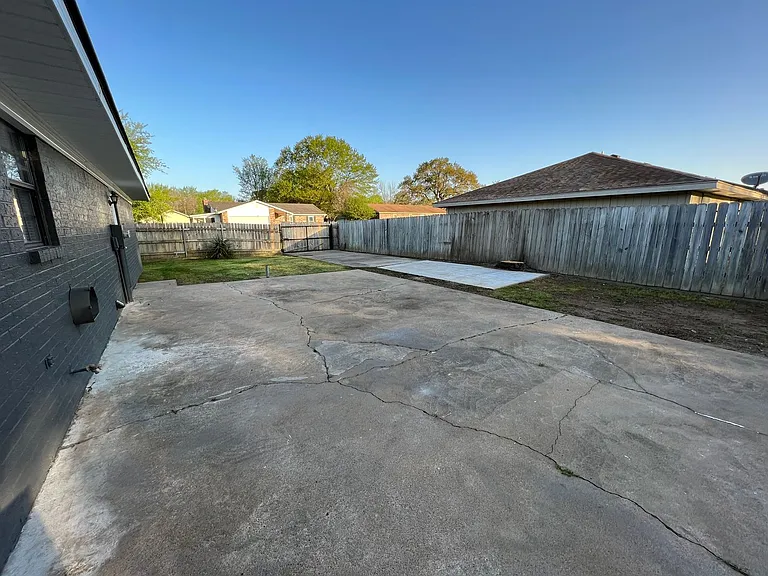 202 Loop W — Photo 8