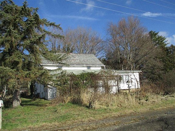 2nd image of 1499 County Road 149