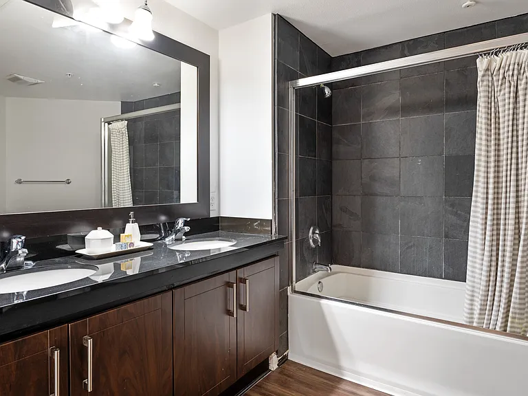 7950 West Sunset Los Angeles, CA One Bedroom Model Bathroom