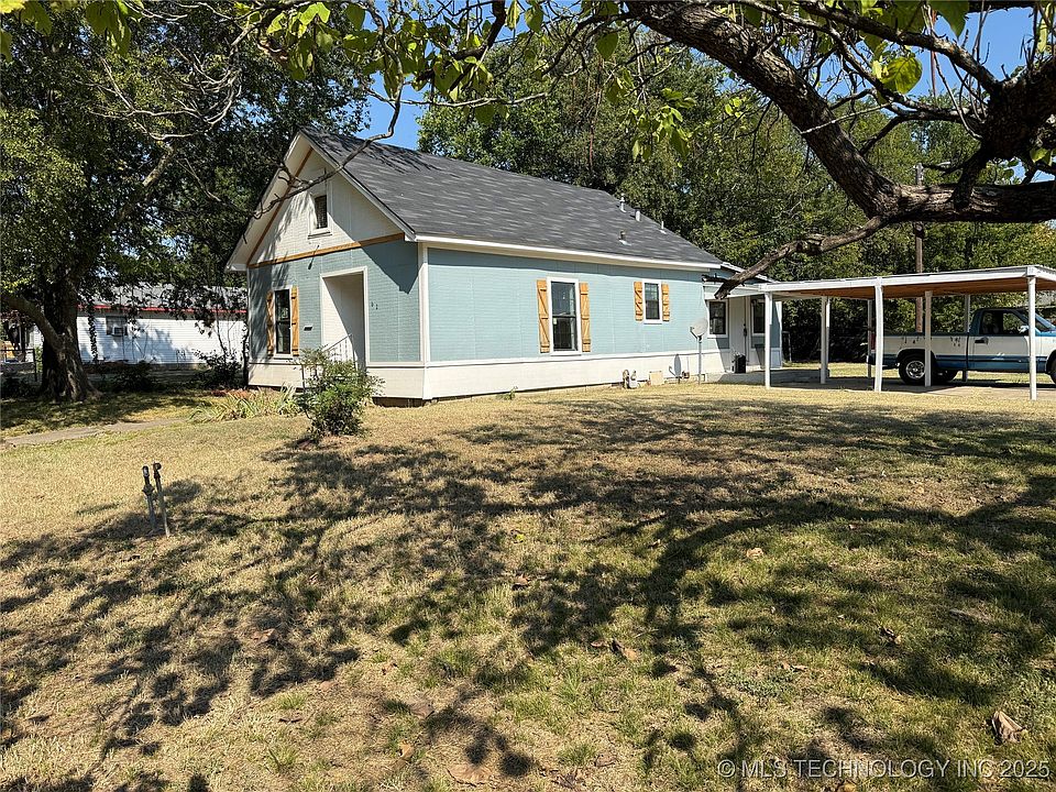 1st image of 629 E Broadway St