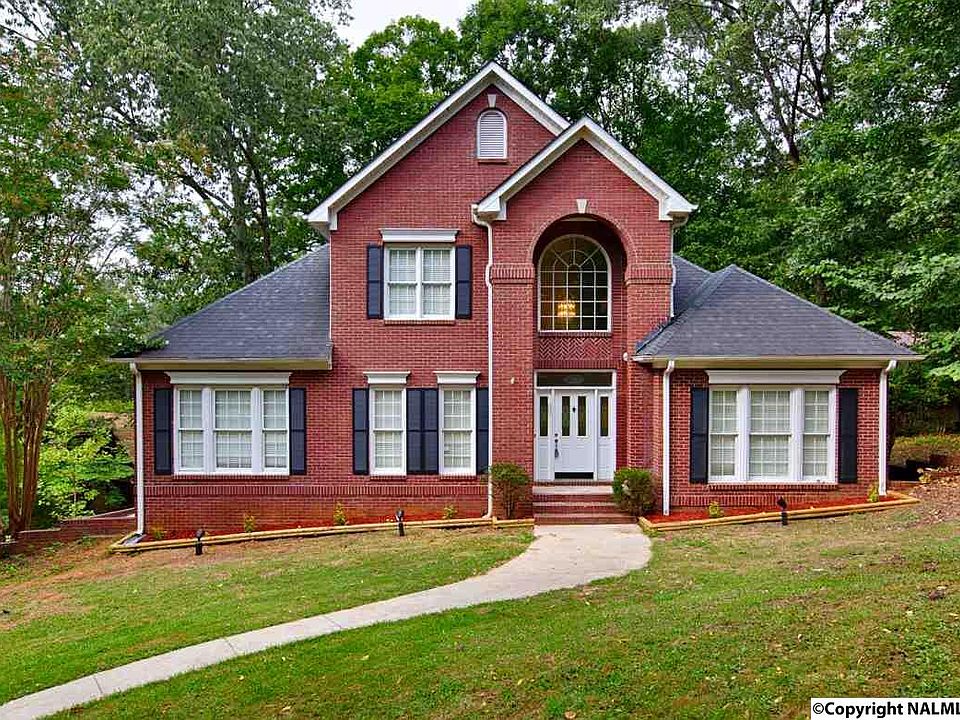 1st image of 1305 Hearthwood Cir SE
