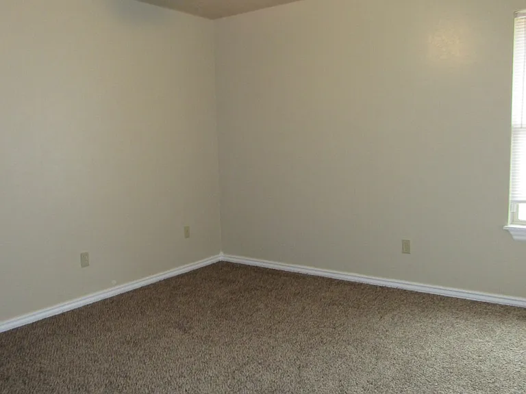 4424 NW Wolf Creek Blvd — Photo 20