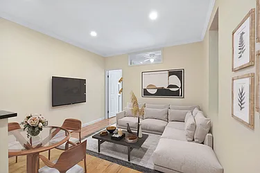 370 Columbus Avenue, #4I