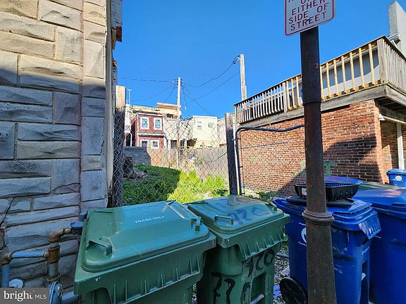3rd image of 722 N Duncan St