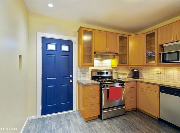 5th image of 3831 N New England Ave