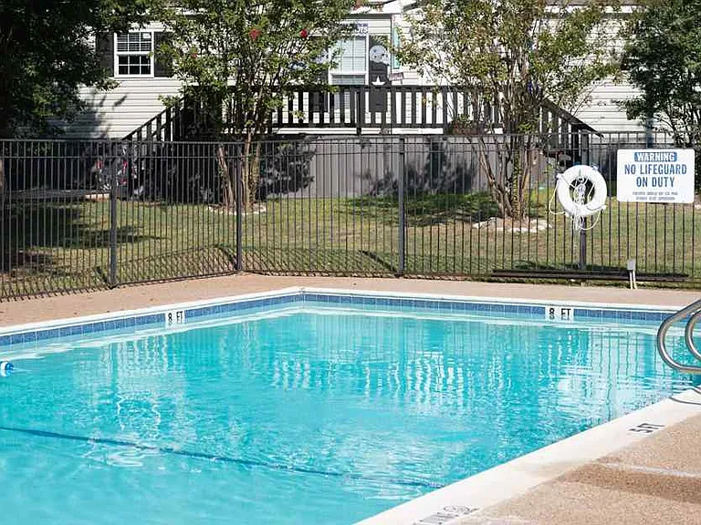 Arbor Springs — Photo 1