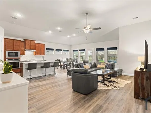 6027 Thief River Falls Dr, Katy, TX 77493