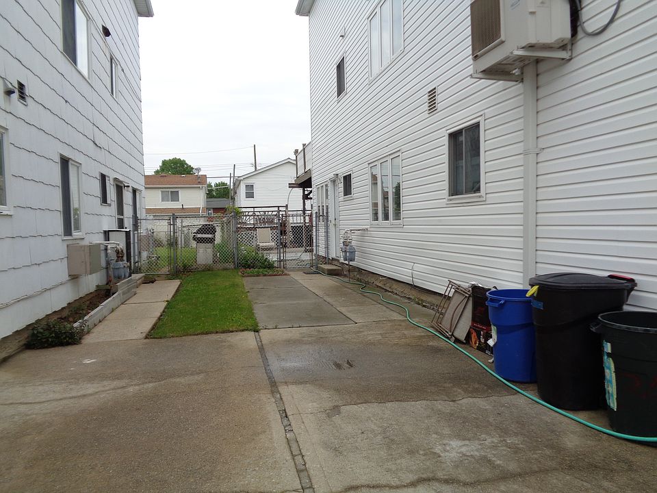 341 Naughton Ave Staten Island, NY, 10305 Apartments for Rent Zillow
