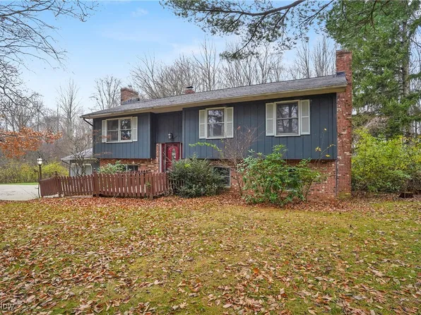 3323 Shade Rd, Akron, OH 44333