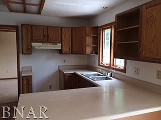 5th image of 3001 Providence Dr