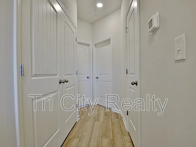 250 Cobalt Dr — Photo 34