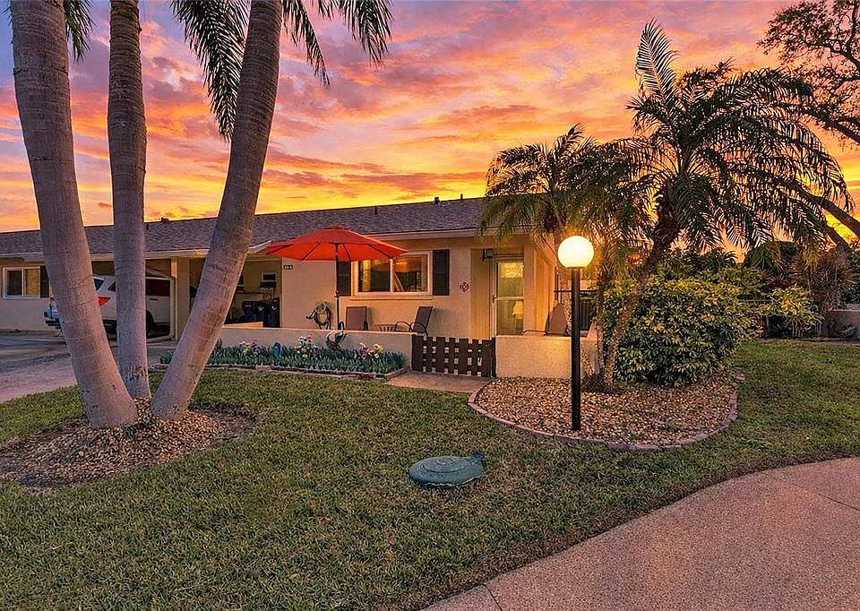 1st image of 390 301 BOULEVARD W #20A