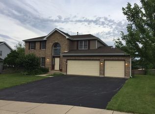2809 Weld Rd, Elgin, IL 60124