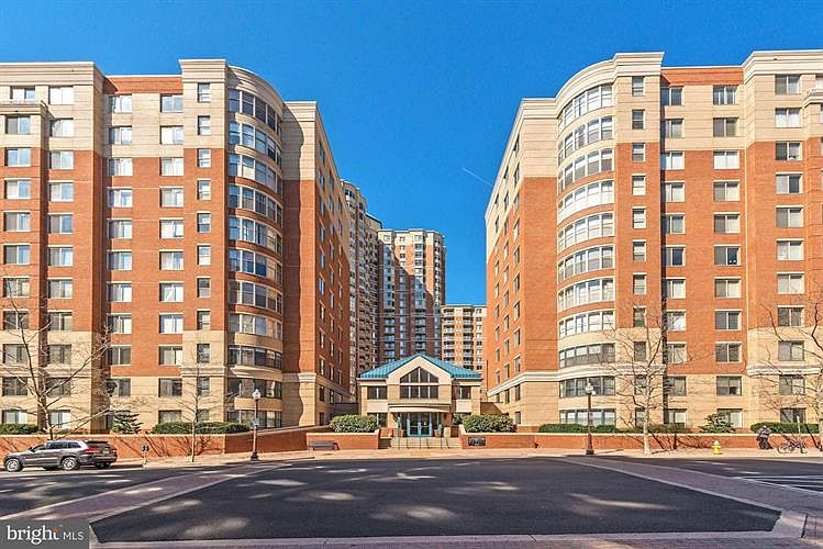 1st image of 3835 9th St APT 206W