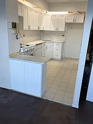 Sold by Merileads Inc.