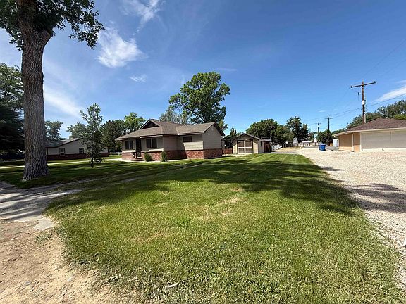 3rd image of 764 Shoshone Ave