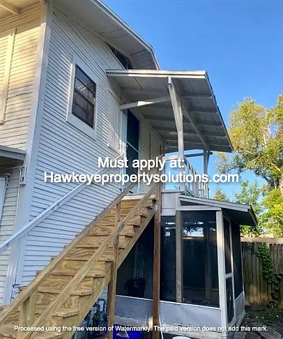 822 E Lime St #2