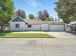 1031 N 11th St, Coeur D Alene, ID 83814