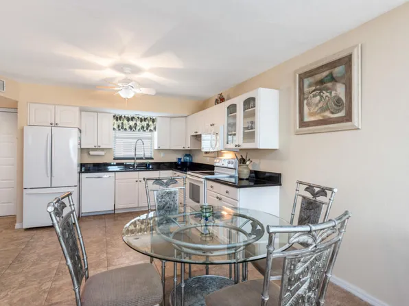 1027 Anglers Cv #B206, Marco Island, FL 34145