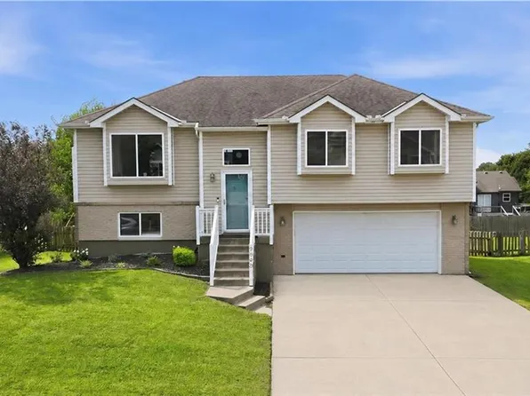 9203 NE 116th Pl, Kansas City, MO 64157