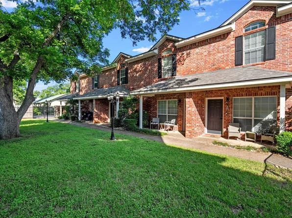 1809 S 11th St APT D, Waco, TX 76706