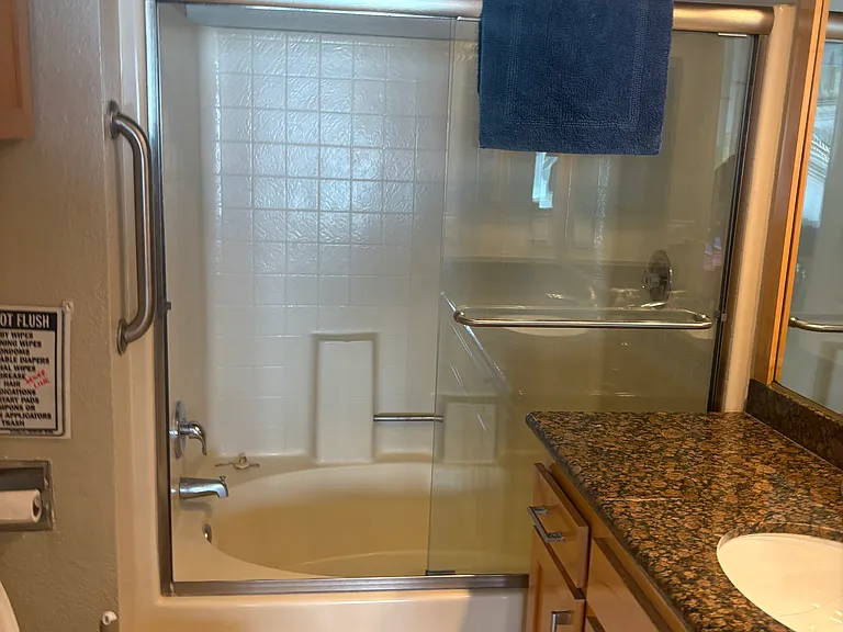 3239 Ocean Front Walk — Photo 14