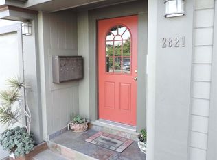 2821 Chapman St, Oakland, CA 94601